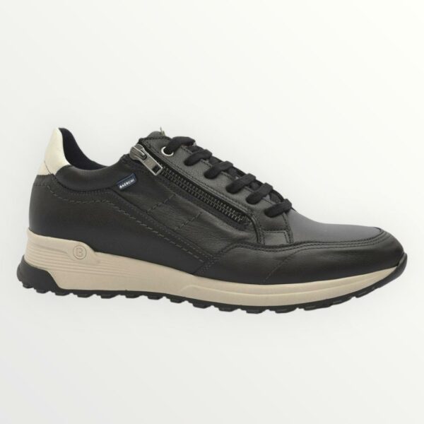 IMG-20251006-WA0047 SNEAKERS 1300