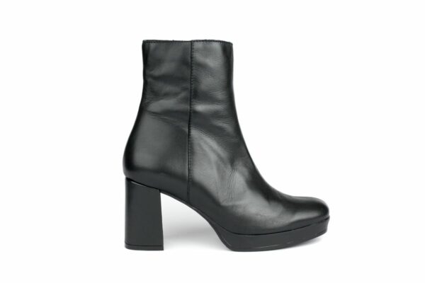 BOTIN JULIE1