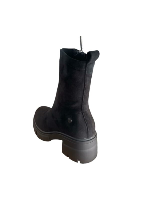 BOTIN ANTELINA REFRESH