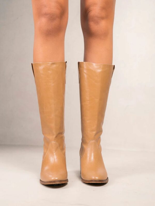 BOTA VALENTINA