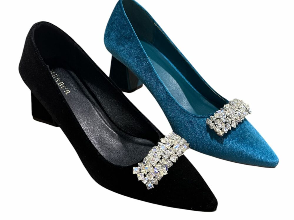 ZAPATO TERCIOPELO BROCHE