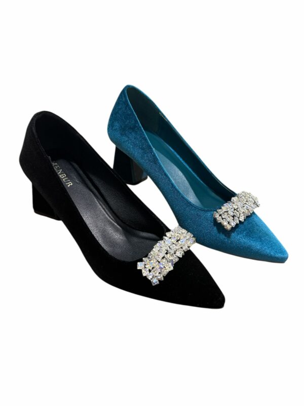 ZAPATO TERCIOPELO BROCHE