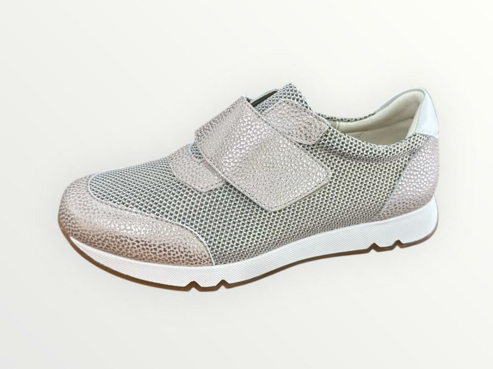 SNEAKERS 82560