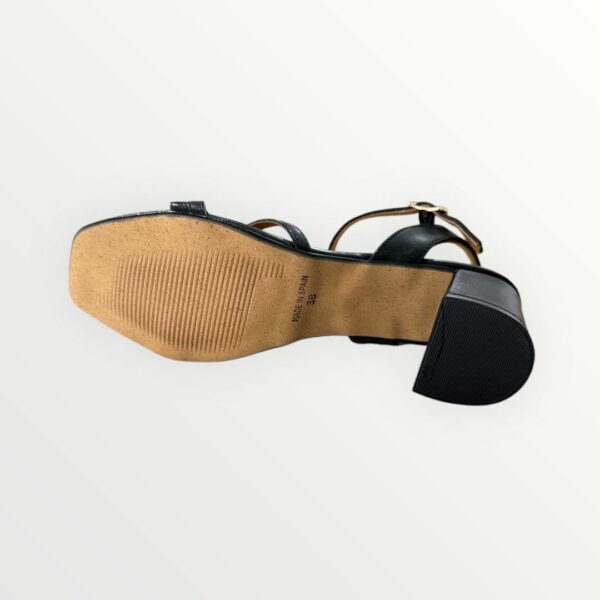 SANDALIA 235