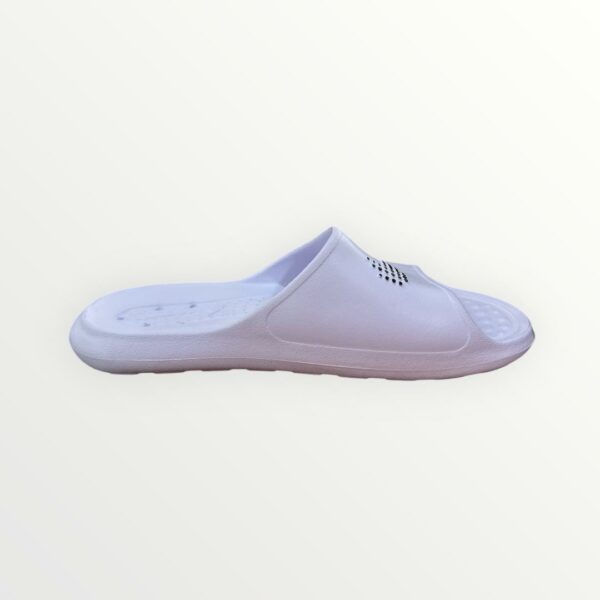CHANCLA NIKE VICTORI ONE