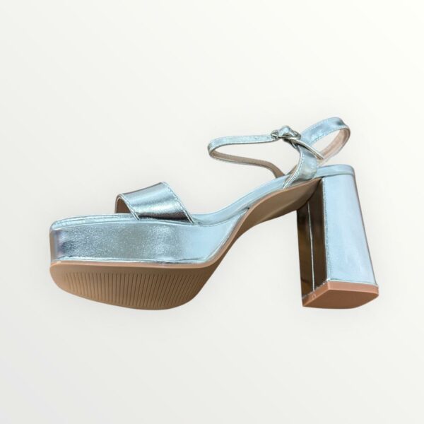 SANDALIA PLATF PLATA 223B