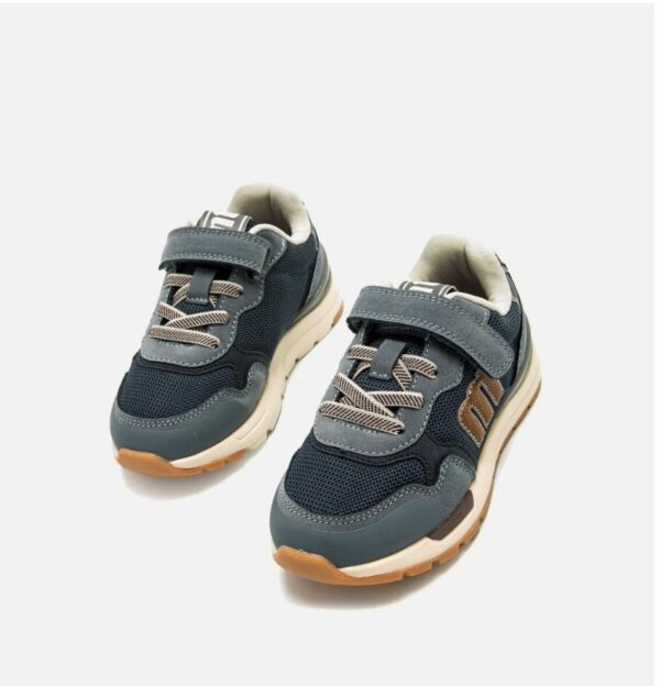 IMG-20250814-WA0003 SNEAKERS COMPACT 49111