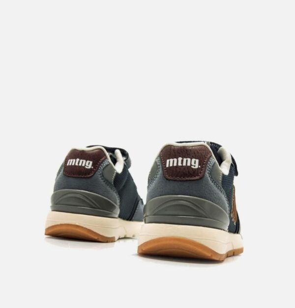 IMG-20250814-WA0004 SNEAKERS COMPACT 49111