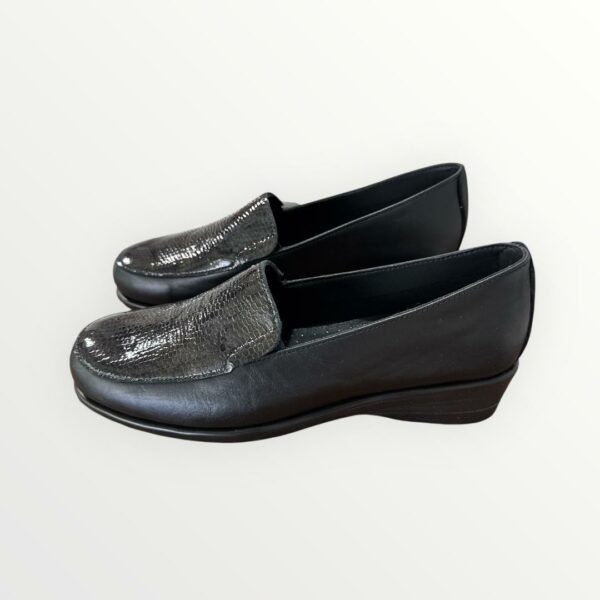 IMG-20250918-WA0024 ZAPATO 520601