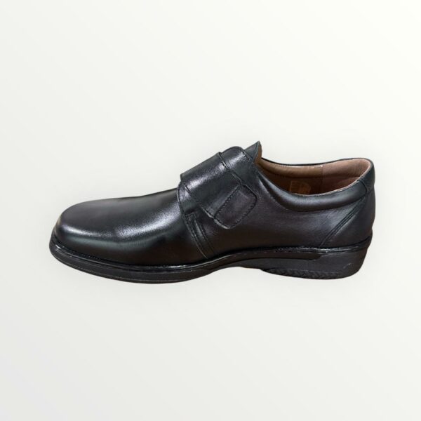 IMG-20250924-WA0011 ZAPATO PIEL CON VELCRO
