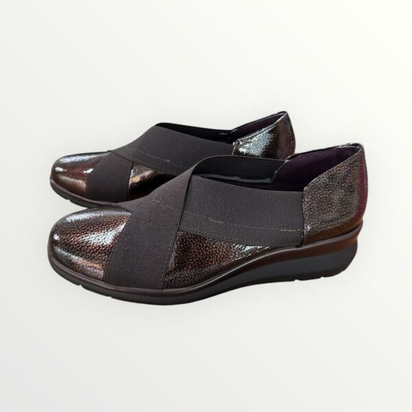 Imagen de WhatsApp 2025-09-08 a las 19.39.41_0a3128ad ZAPATO 10733