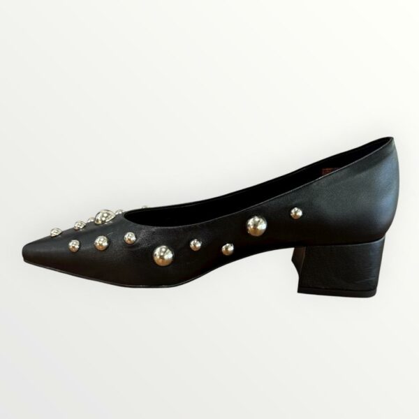 Imagen de WhatsApp 2025-09-30 a las 18.51.44_a3cf15f8 ZAPATO RABAT8 PERLAS