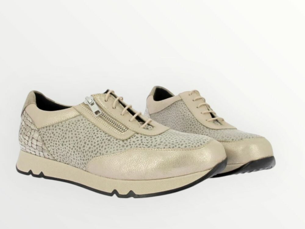 SNEAKERS 82832