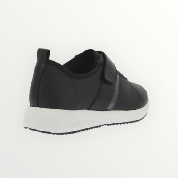IMG-20251015-WA0041 ZAPATILLA SKAY 87225