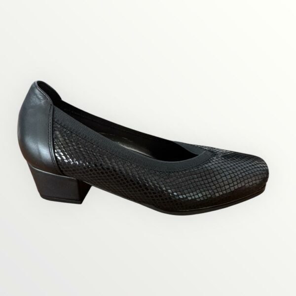 Imagen de WhatsApp 2025-10-03 a las 17.30.51_3ff09ab1 ZAPATO SERPIENTE 81660