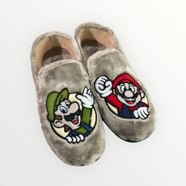Imagen de WhatsApp 2025-10-10 a las 19.43.29_45f42ad4 - copia ZAPATILLA MARIO BROSS