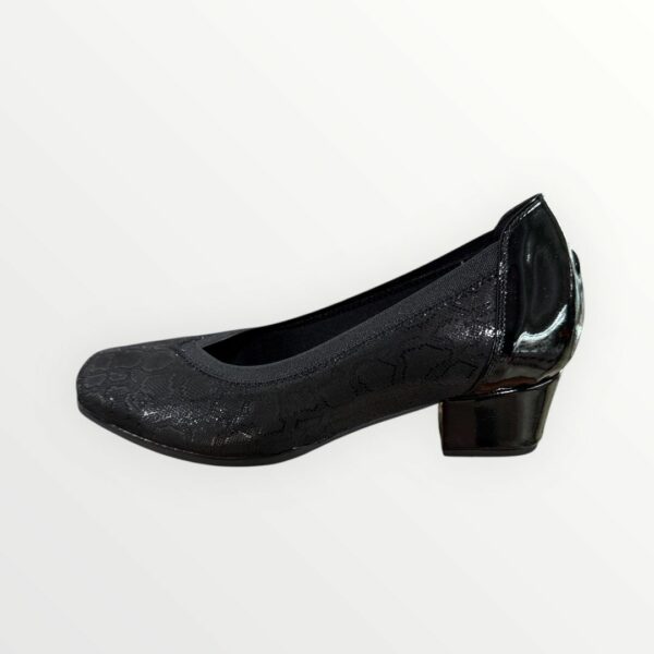 Imagen de WhatsApp 2025-10-21 a las 19.43.59_1e9bce6f ZAPATO 81762