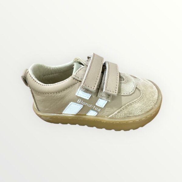 Imagen de WhatsApp 2025-10-23 a las 19.35.12_34ca7996 DEPORTIVO BAREFOOT