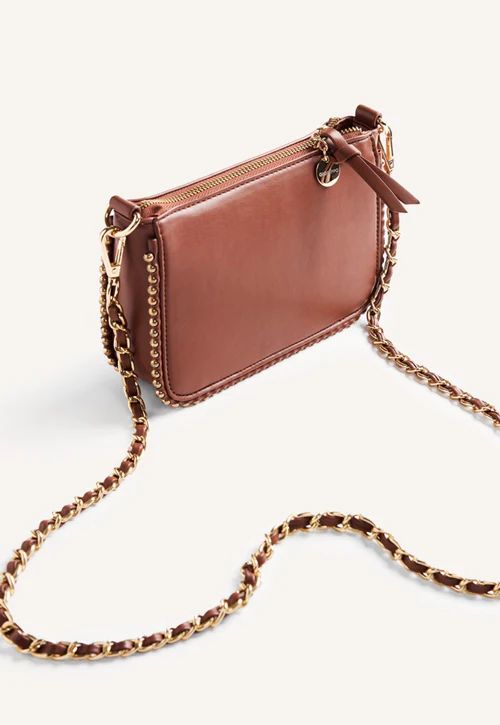 IMG-20251201-WA0058 BOLSO CLEMENS