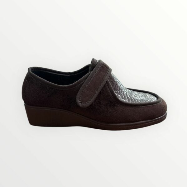 WhatsApp Image 2025-12-23 at 18.03.02 (3) ZAPATILLA 1595 BRILLO
