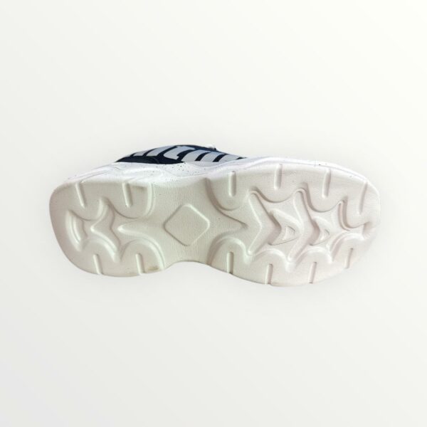 SNEAKERS SUELA CHISPAS