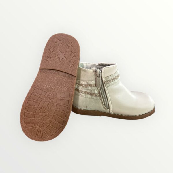 WhatsApp Image 2026-01-26 at 17.30.59 (1) BOTIN NUDO