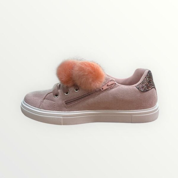 SNEAKERS POMPONES