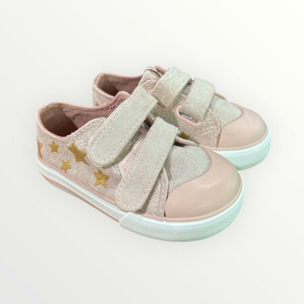 WhatsApp Image 2026-01-28 at 19.31.20 LONA ESTRELLAS