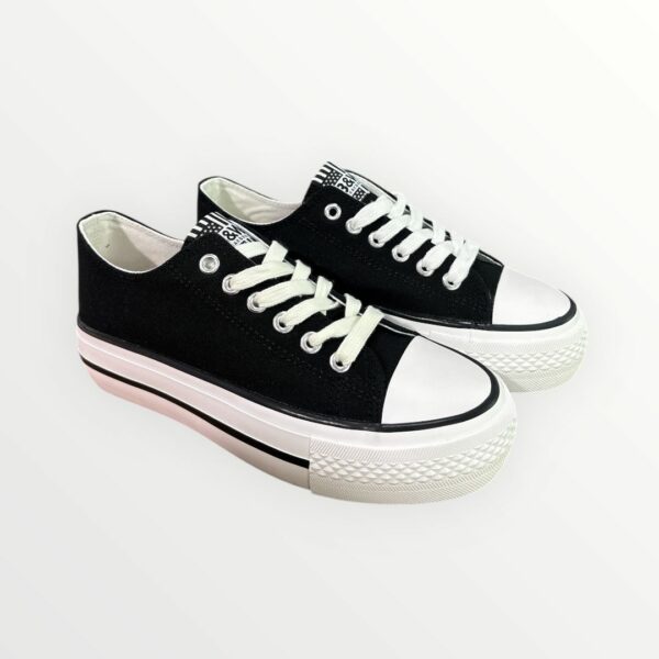 WhatsApp Image 2026-01-30 at 18.39.25 LONA PUNTERA