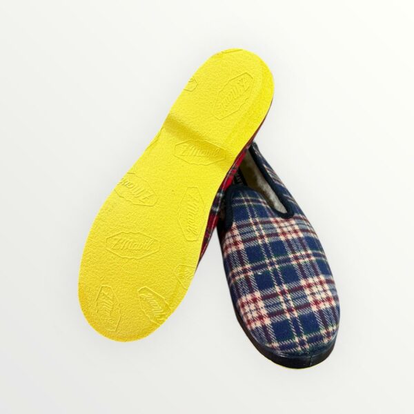 ZAPATILLA CUADROS 215