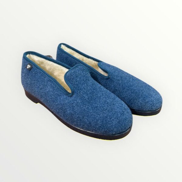 WhatsApp Image 2026-02-04 at 18.53.24 (6) ZAPATILLA 216 INDIGO