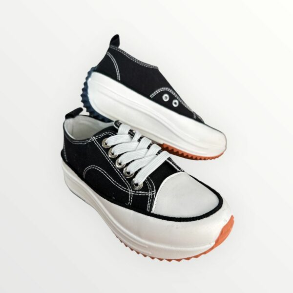 WhatsApp Image 2026-02-07 at 13.13.27 LONA PUNTERA