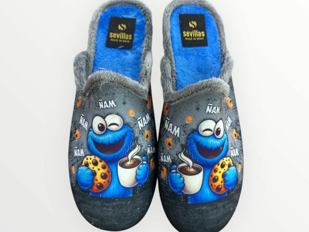 ZAPATILLA MONSTRUO DE LAS GALLETAS