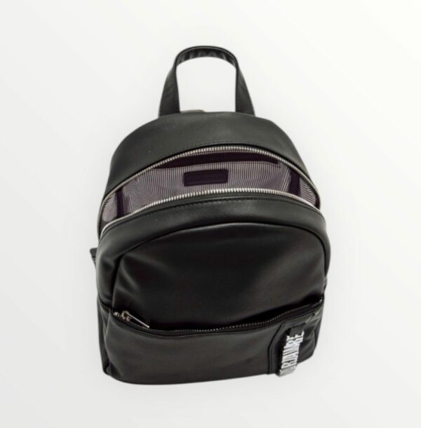 WhatsApp Image 2026-03-23 at 3.01.37 PM (8) MOCHILA LLAMA