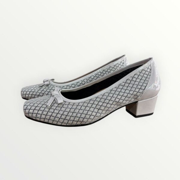 WhatsApp Image 2026-04-11 at 11.01.36 AM ZAPATO 81267