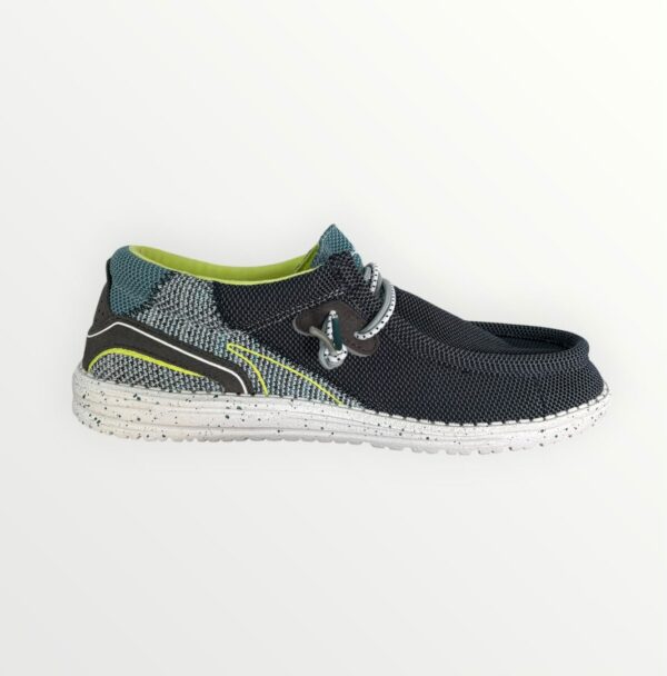 WhatsApp Image 2026-08-10 at 10.52.32 AM (1) SNEAKERS HEY DUDE