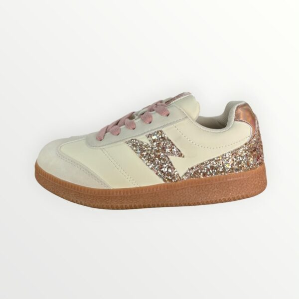WhatsApp Image 2026-08-19 at 11.37.15 AM (2) SNEAKERS 154086